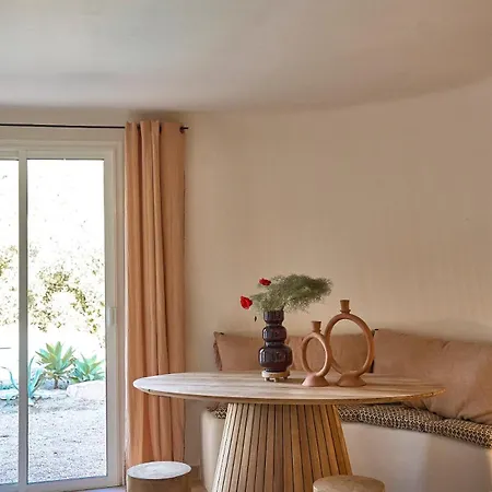 La Kasa Rosa Palombaggia, Sea View & Maquis Vila *